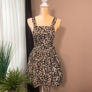 •New Look• Pinafore